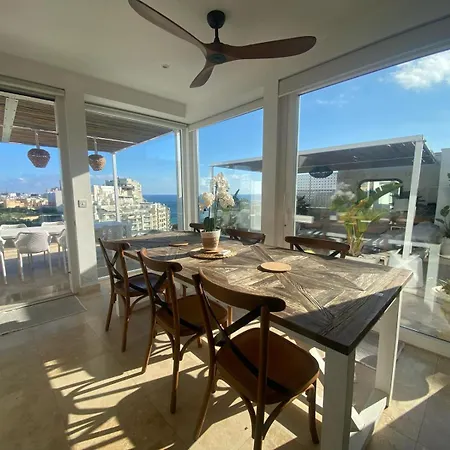 St Julians Luxurious Penthouse With Pool Enjoying Distant Seaviews *