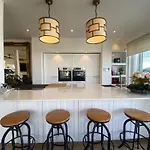 St Julians Luxurious Penthouse With Pool Enjoying Distant Seaviews * San Ġiljan