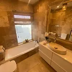 St Julians Luxurious Penthouse With Pool Enjoying Distant Seaviews San Ġiljan