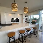 Appartement St Julians Luxurious Penthouse With Pool Enjoying Distant Seaviews San Ġiljan