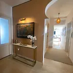 St Julians Luxurious Penthouse With Pool Enjoying Distant Seaviews Appartement San Ġiljan