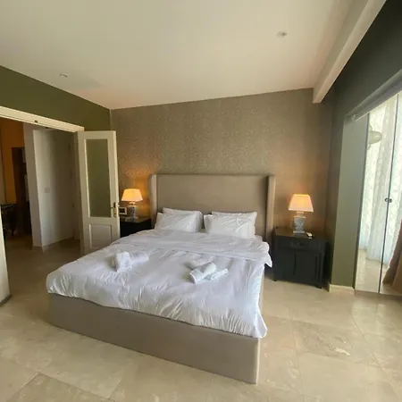 Apartment St Julians Luxurious Penthouse With Pool Enjoying Distant Seaviews