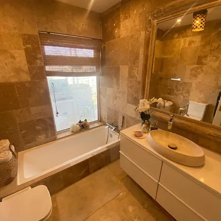 St Julians Luxurious Penthouse With Pool Enjoying Distant Seaviews San Julián
